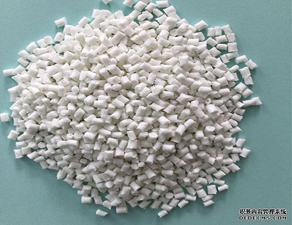 尼龍?jiān)偕w粒是常用的注塑材料之一